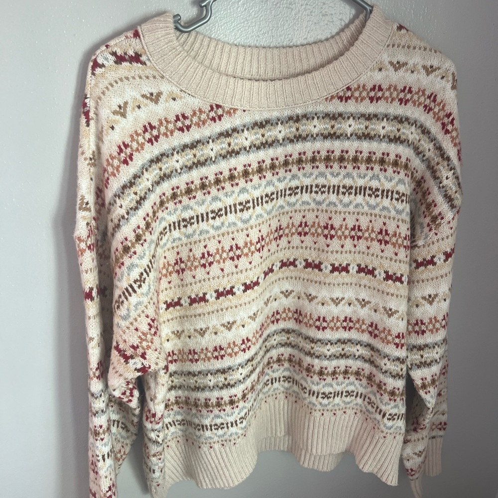 American Eagle Sweater